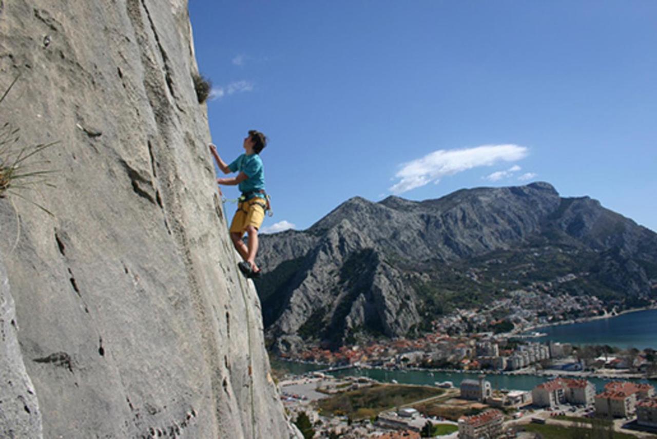 Apartman Gusar -Top Position, Close To The Center And The Beach, Fully Equipped Omiš Exterior foto